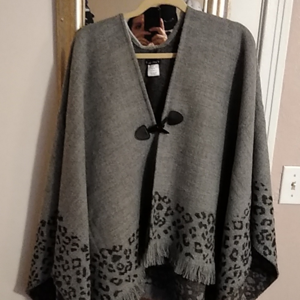 Women's poncho